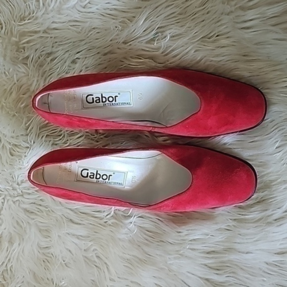 Gabor Vintage hot Red Suede pump Size 6.5